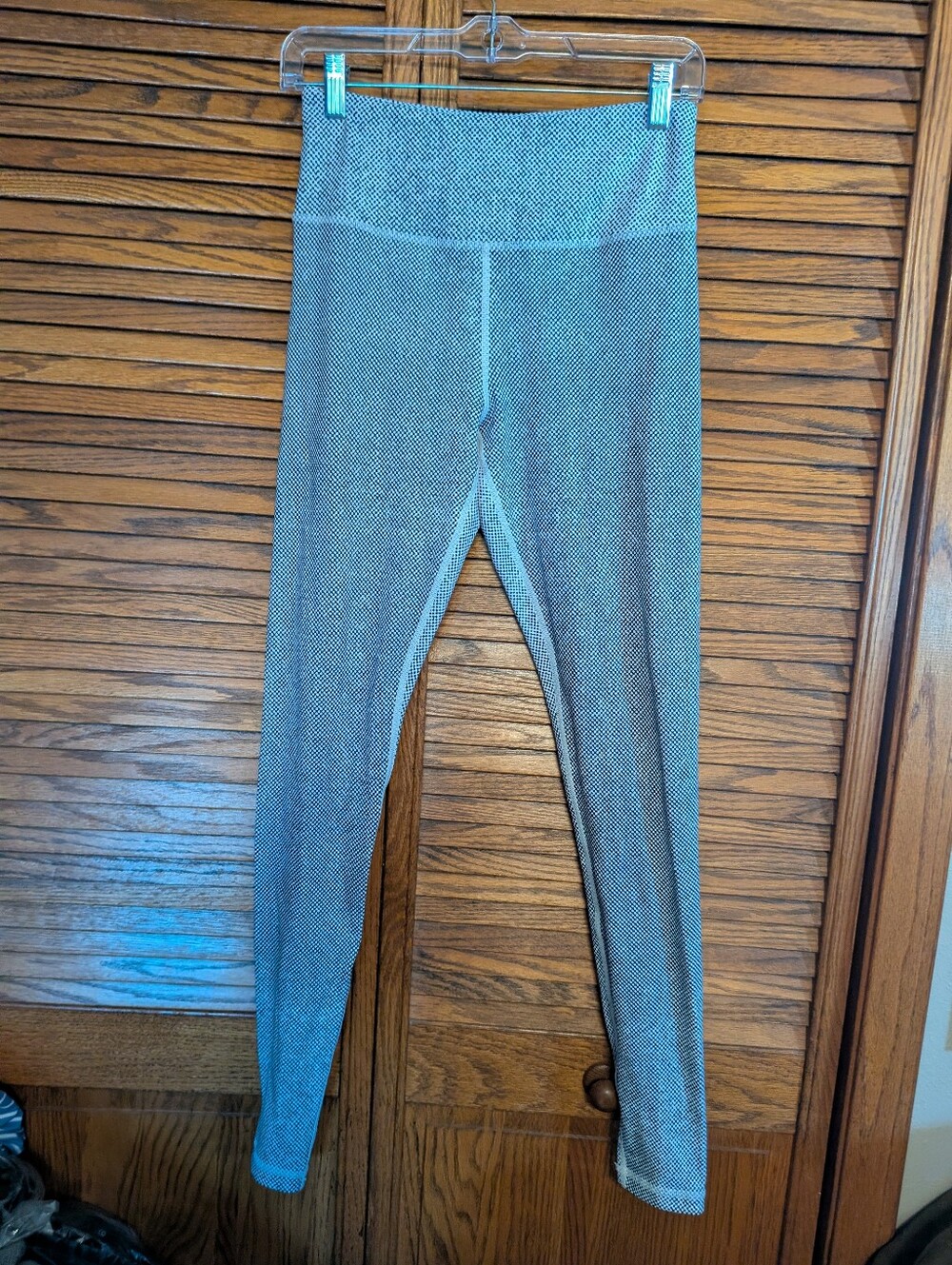 Zyia Active Black And White Leggings Size 6/8 Women's
